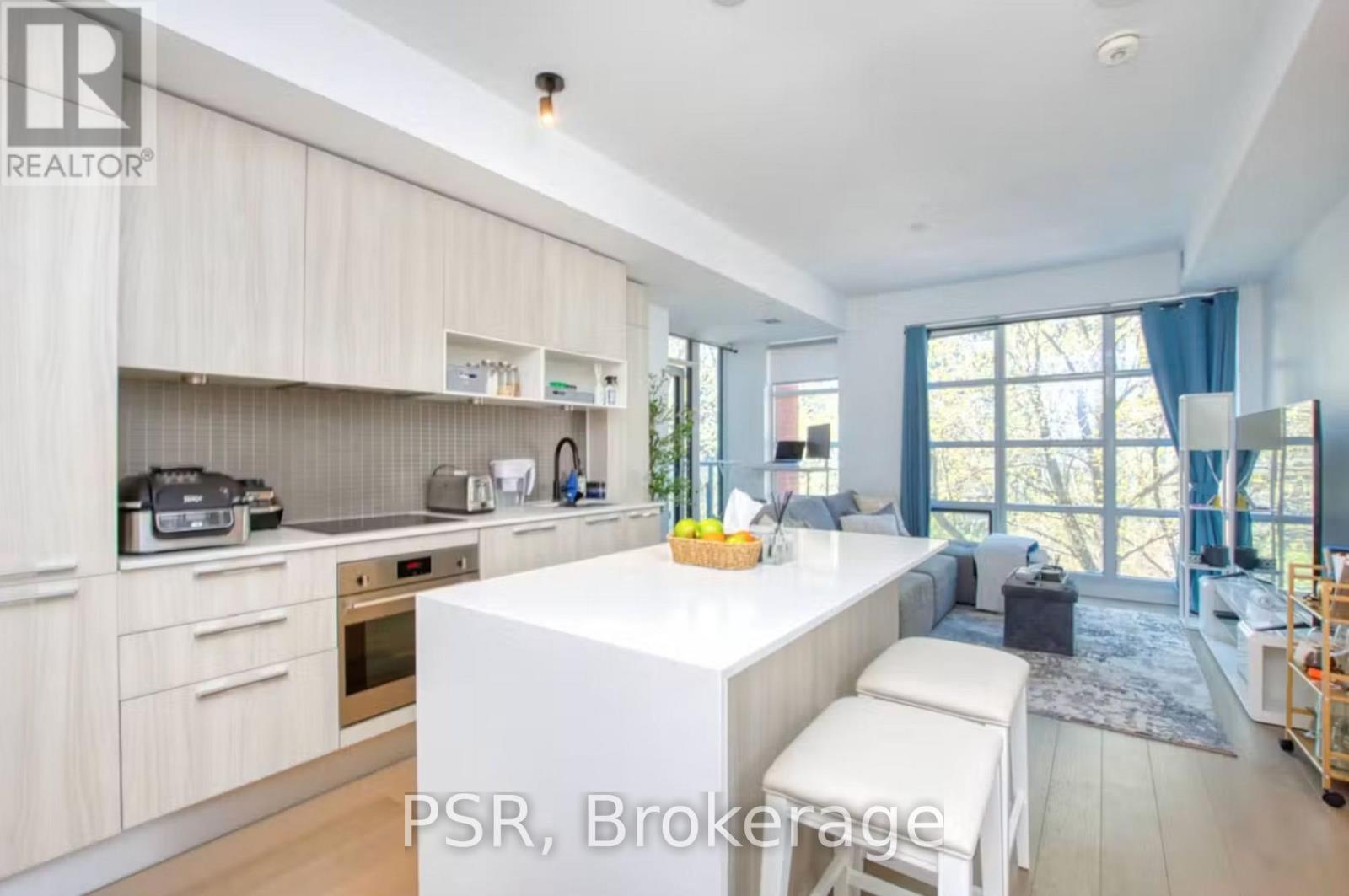Photo of 501 Adelaide Street
