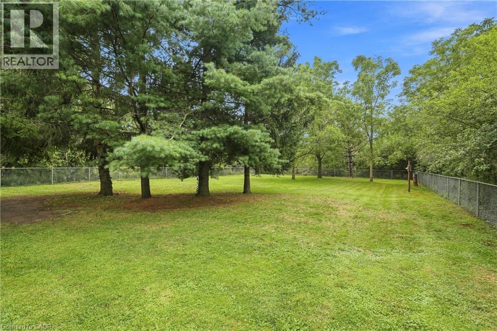 617 CHAPIN Parkway - Image 35