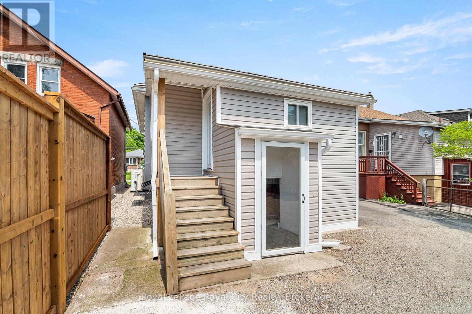 183 ELIZABETH STREET - Image 42