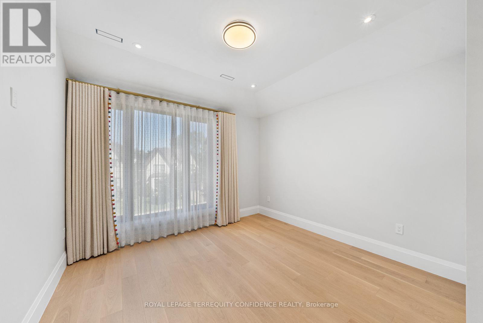 333 HORSHAM AVENUE - Image 28