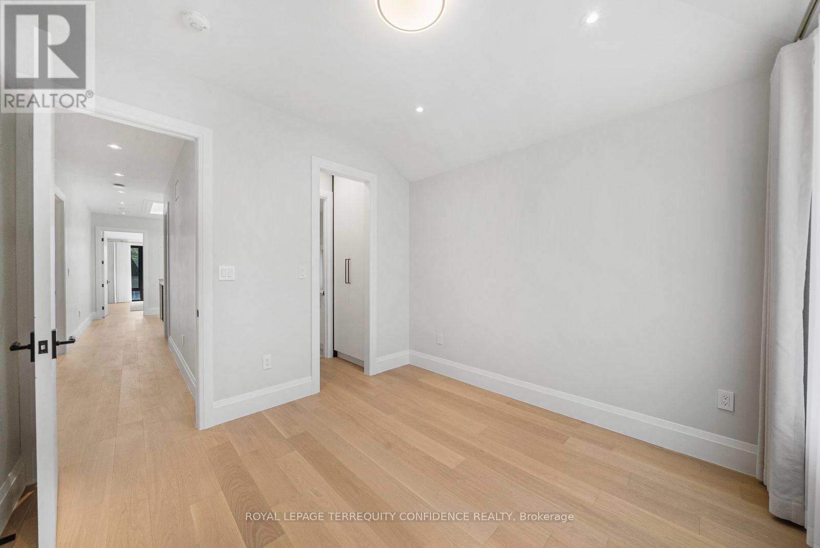 333 HORSHAM AVENUE - Image 34