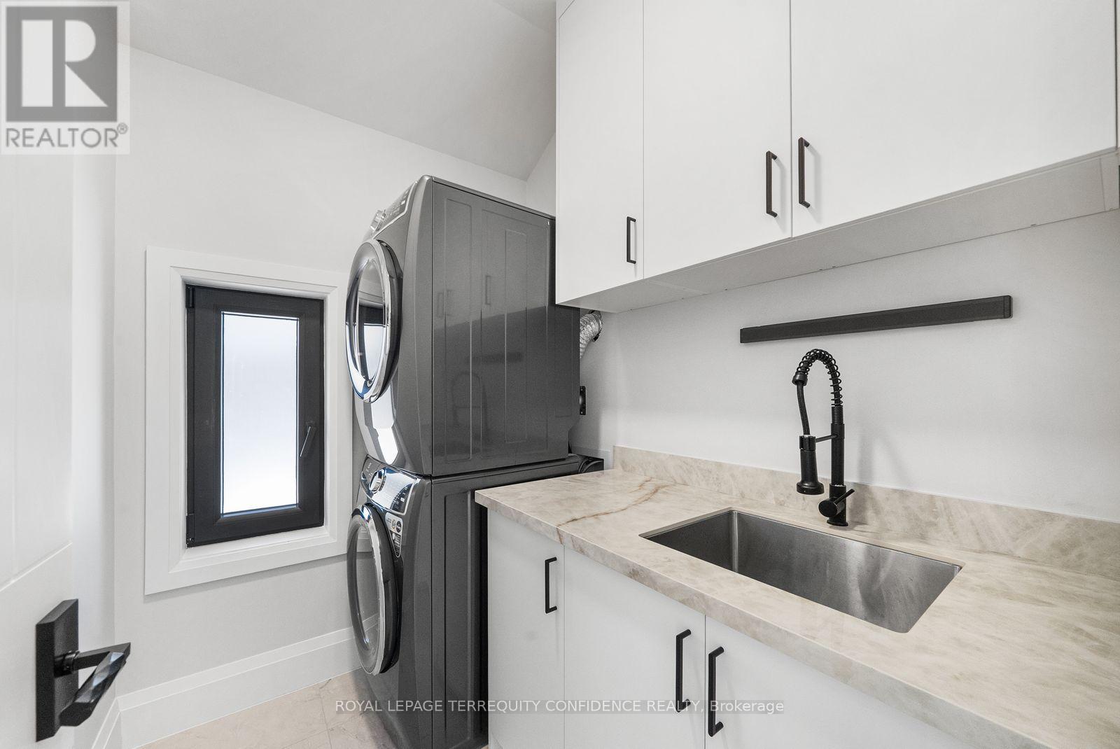 333 HORSHAM AVENUE - Image 32