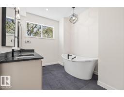 10932 132 St Nw, Edmonton, AB T5M1C9 Photo 34