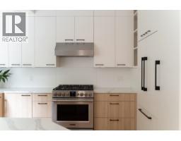 2537 Woodland Drive, Vancouver, BC V5N3P4 Photo 13