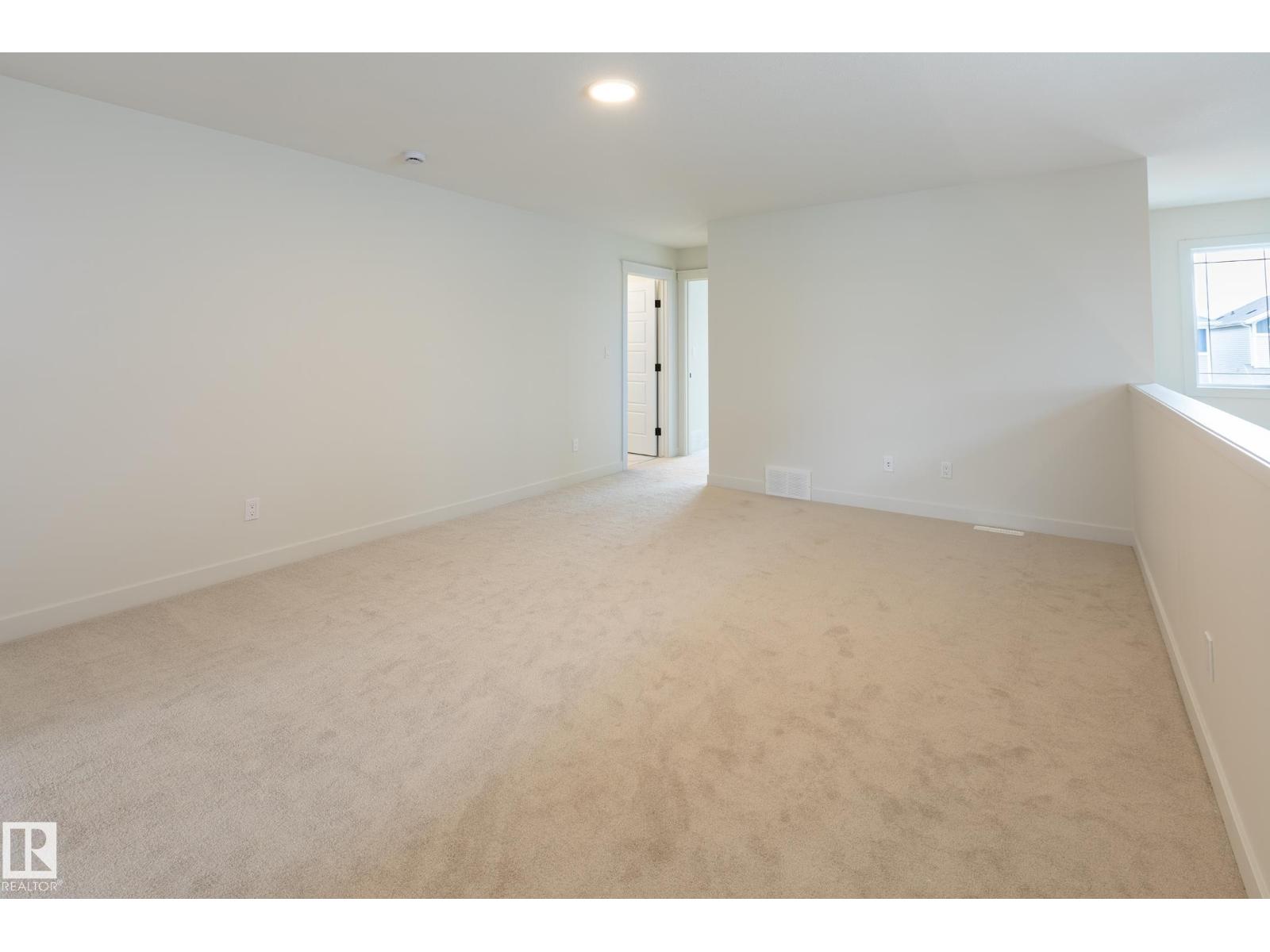6279 180 AV NW - 27