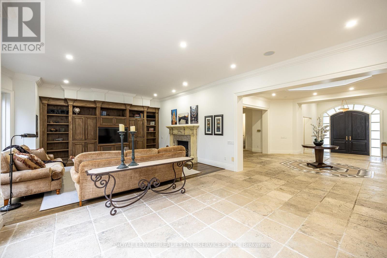 9 SEINECLIFFE ROAD - 12