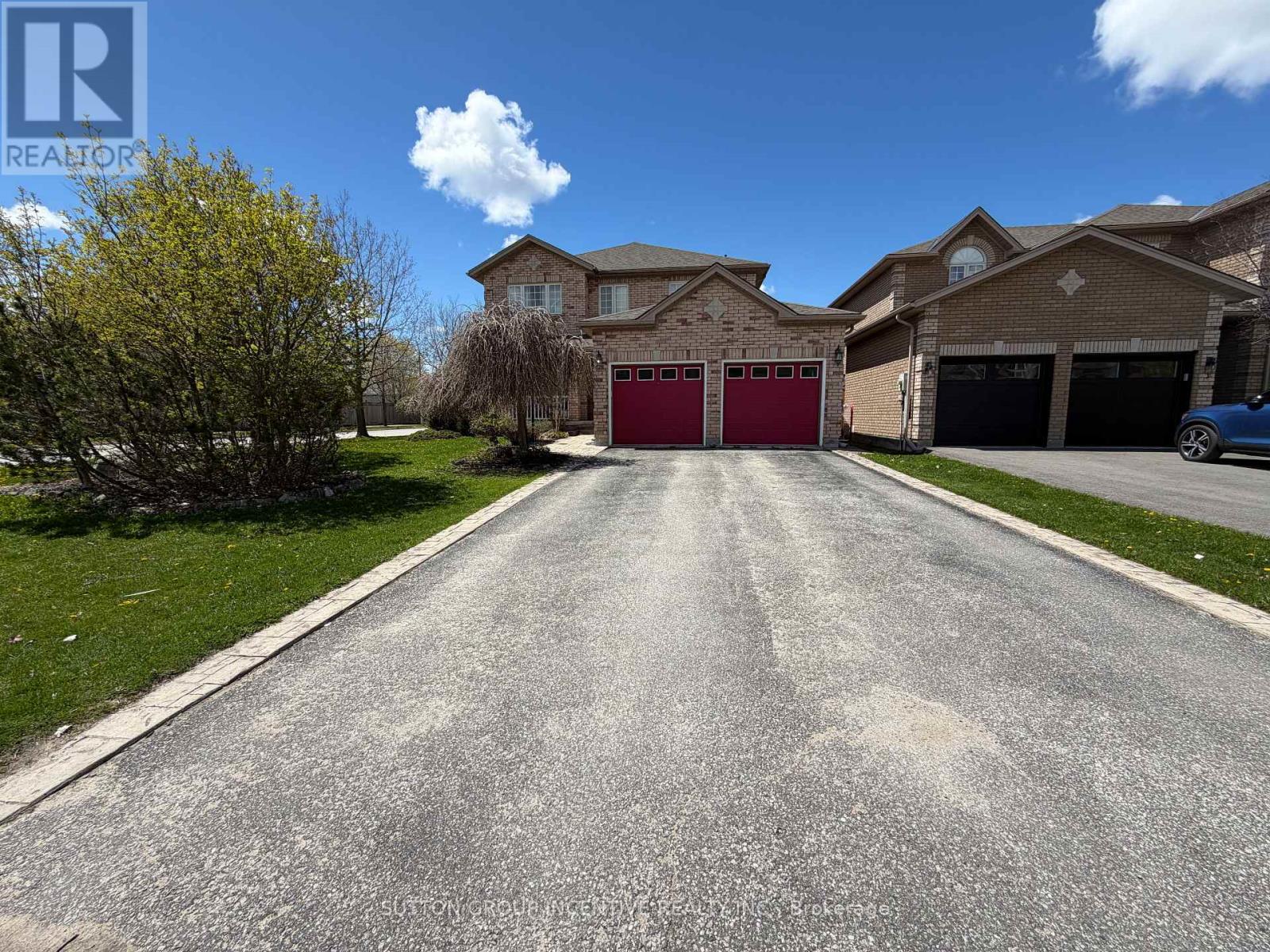 1 BUMAN COURT, Barrie