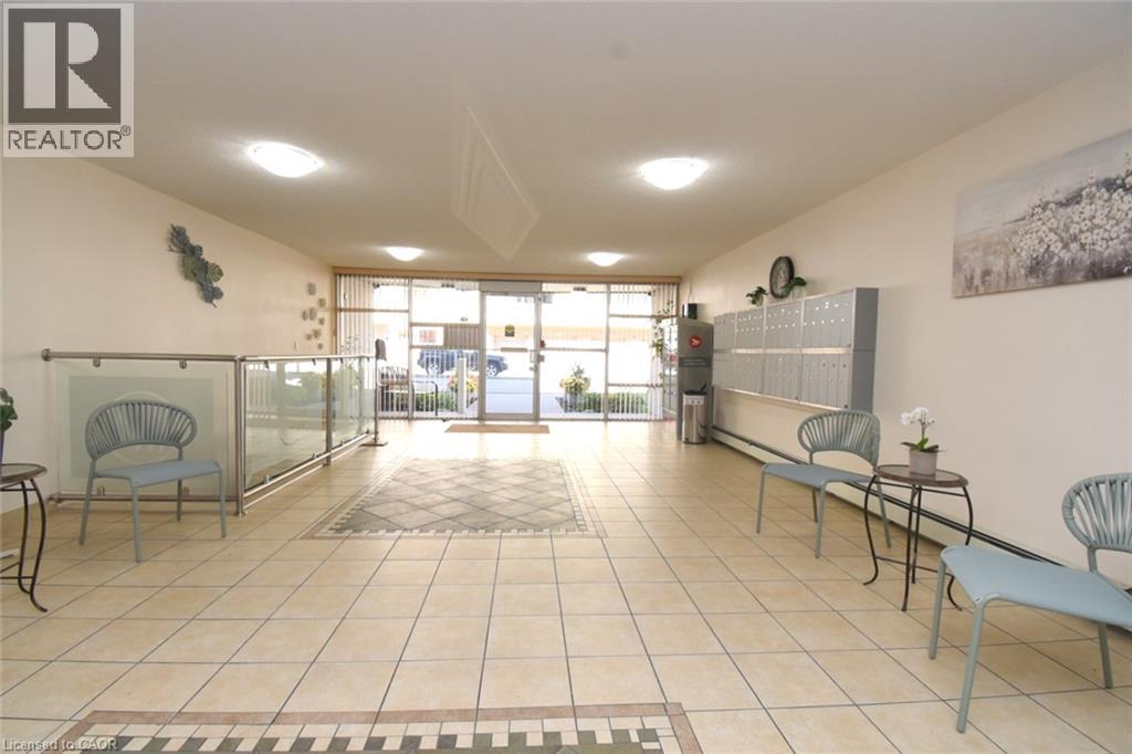 #406 510 QUEENSTON Road - 23