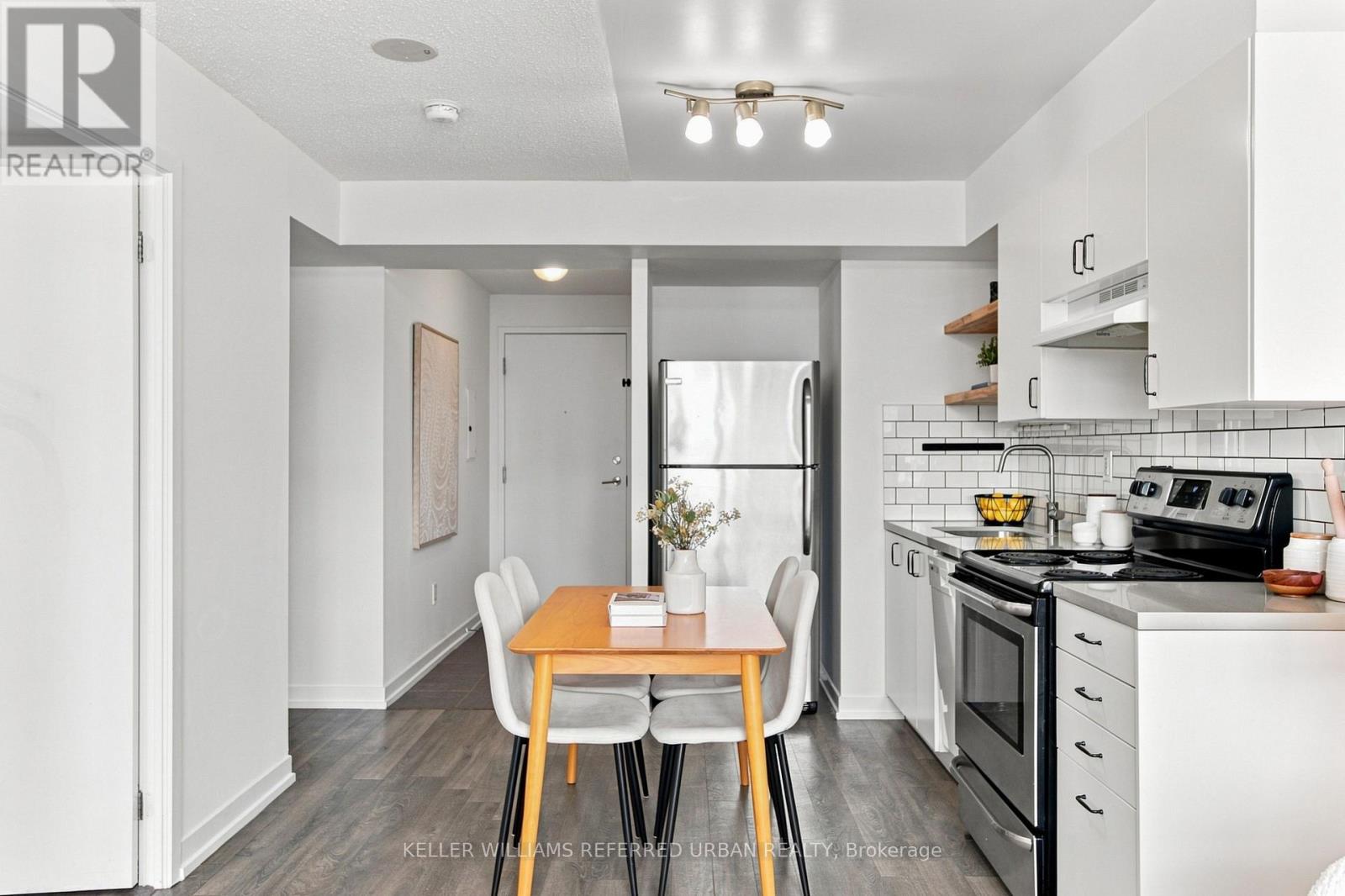 #1014 816 LANSDOWNE AVENUE - 17