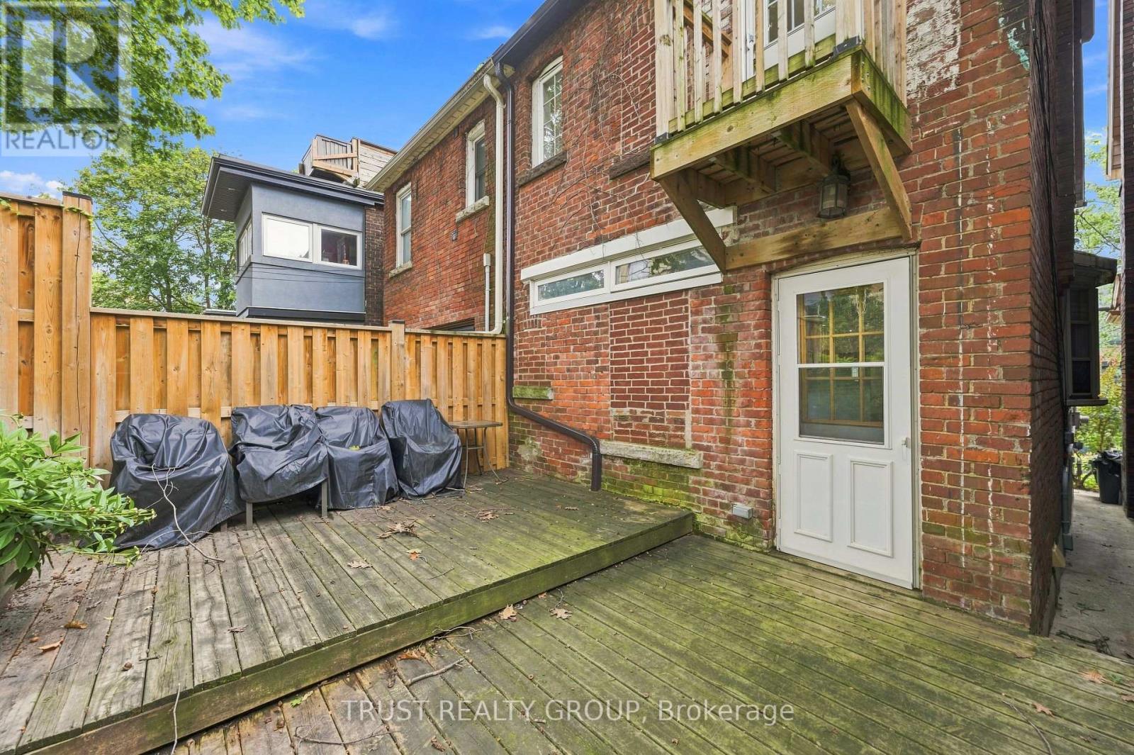 298 GARDEN AVENUE - 29