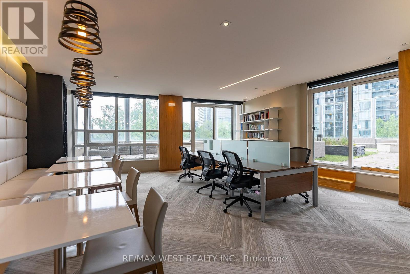 #2107 36 PARK LAWN ROAD - 15