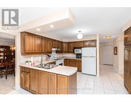 Bathroom - 59 Renata Court, Hamilton, ON L9H6X2 Photo 10