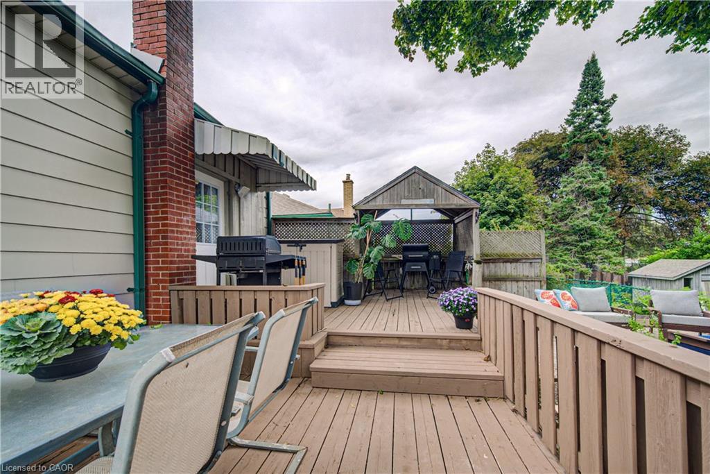176 EDWIN Street - Image 28