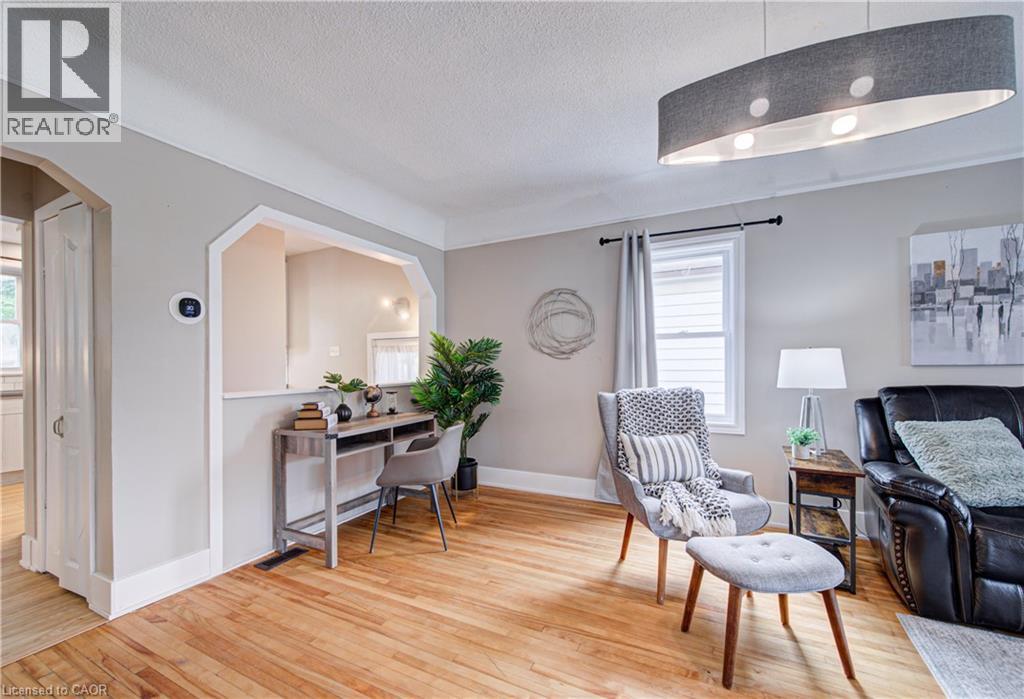 176 EDWIN Street - 7