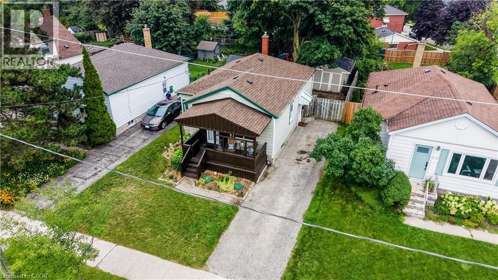 176 EDWIN Street - Image 47