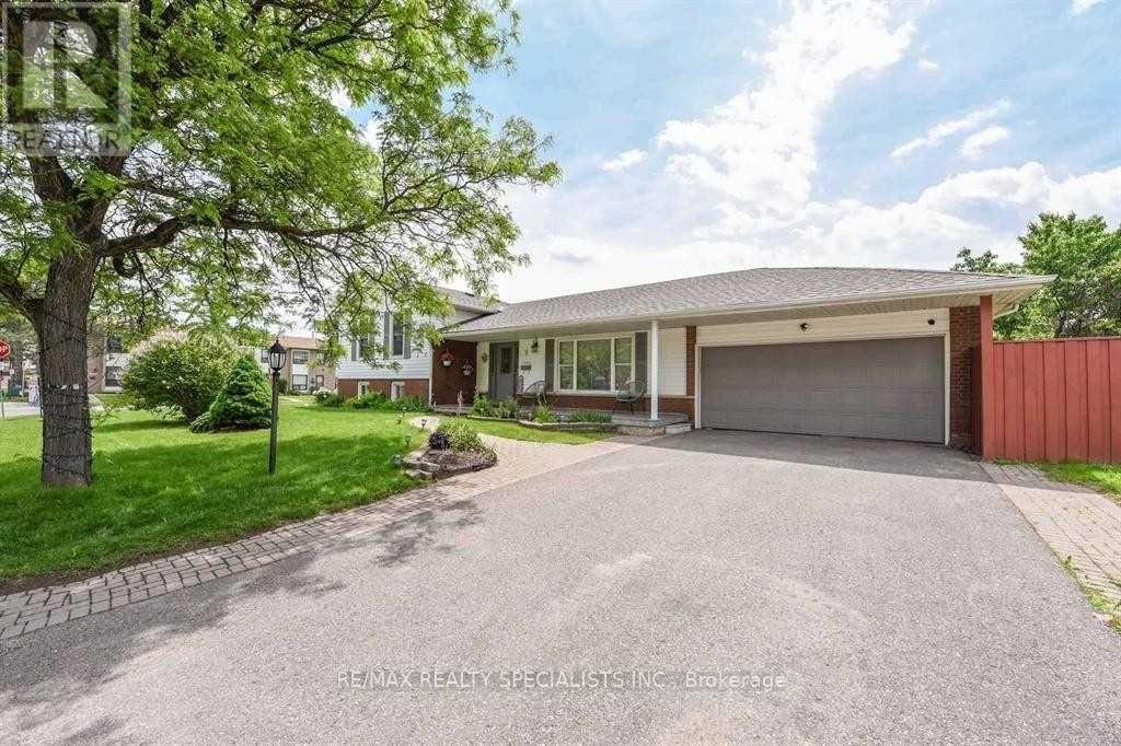 2 MARCHBANK CRESCENT, Brampton (Central Park) — photo 4