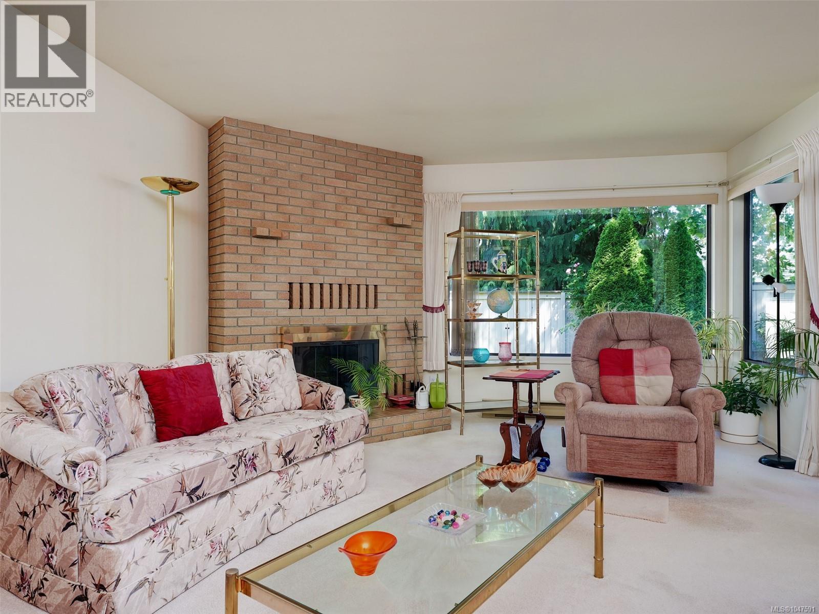 #2 1309 McKenzie Ave - 8