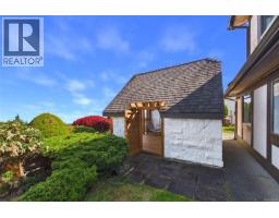 5246 Lost Lake Rd, Nanaimo, BC V9T5E5 Photo 41