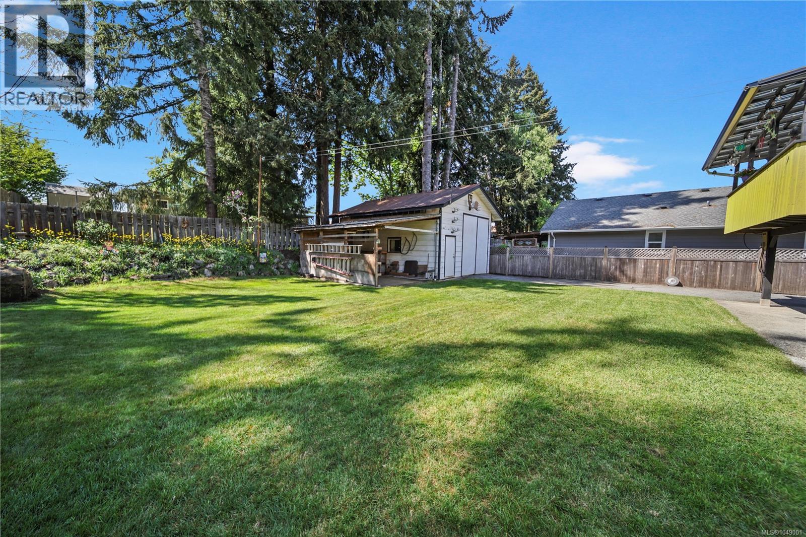 3950 Dunsmuir St - 32
