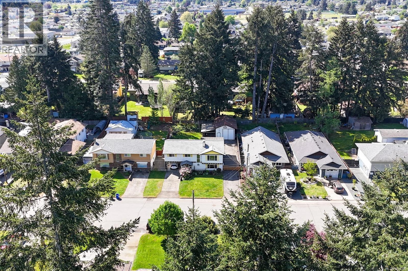 3950 Dunsmuir St - 2