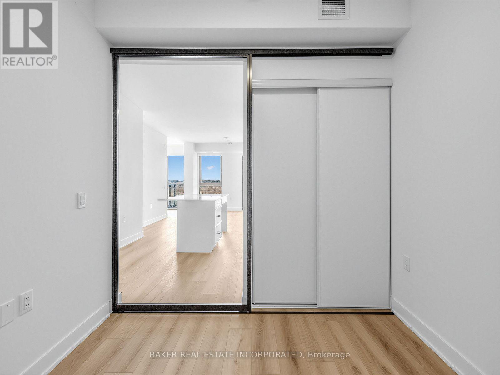 Photo of 1009 - 758 DOVERCOURT ROAD