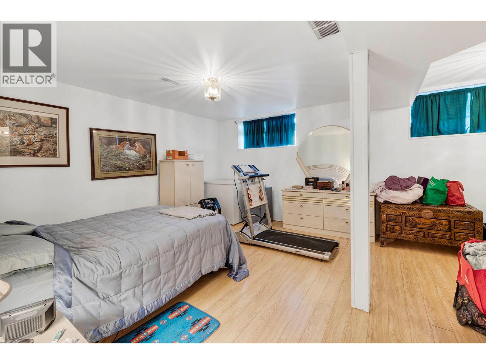 1088 WINDBREAK Street - 24