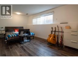 927 Fuller Avenue, Kelowna, BC V1Y6X5 Photo 13