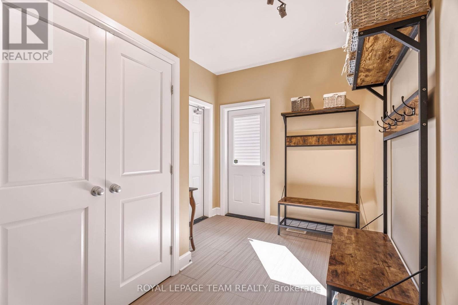 218 ARTHUR STREET, Arnprior — photo 5