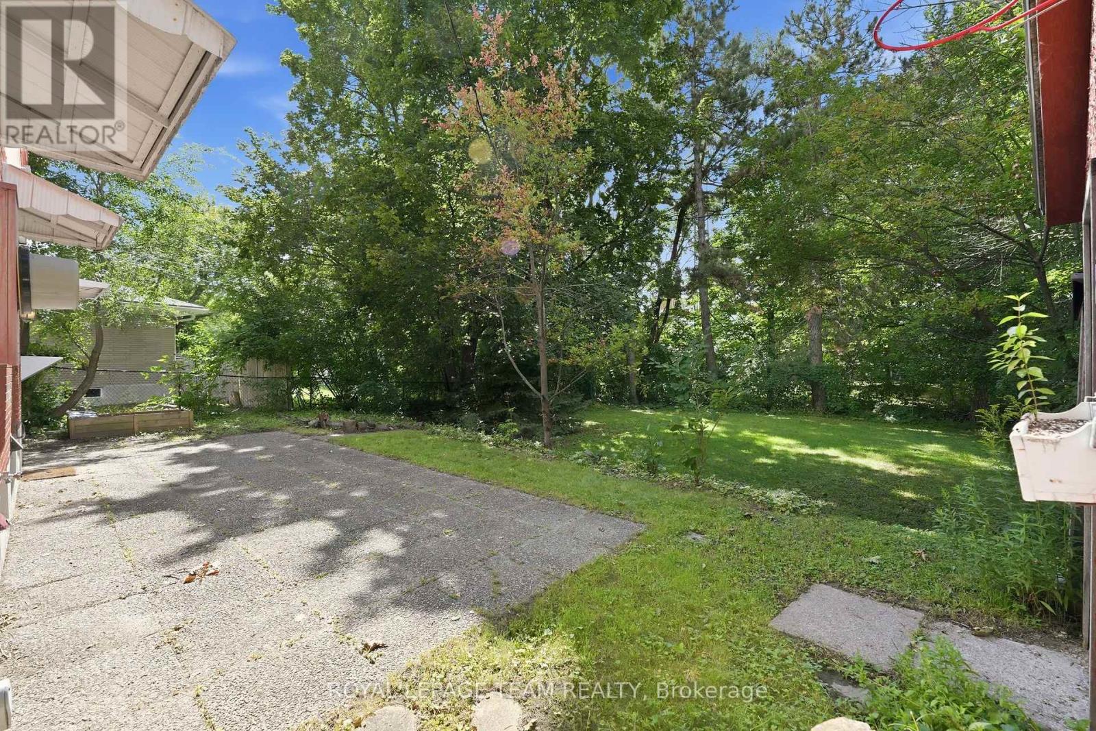 1088 CHECKERS ROAD - 27