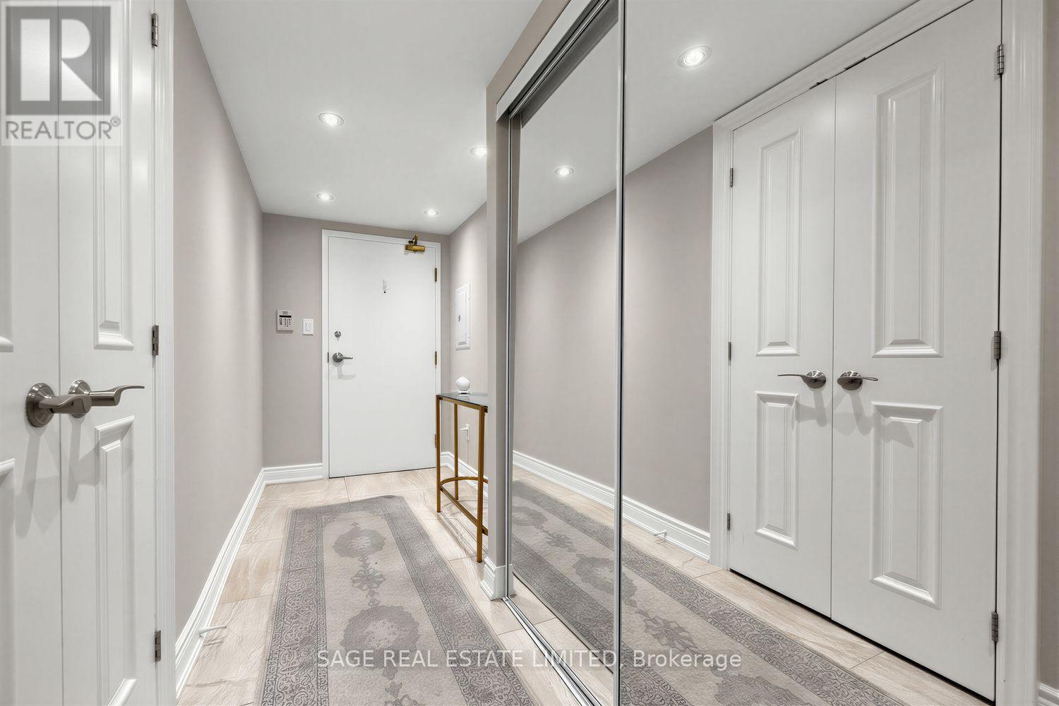 #303 80 CUMBERLAND STREET - 17