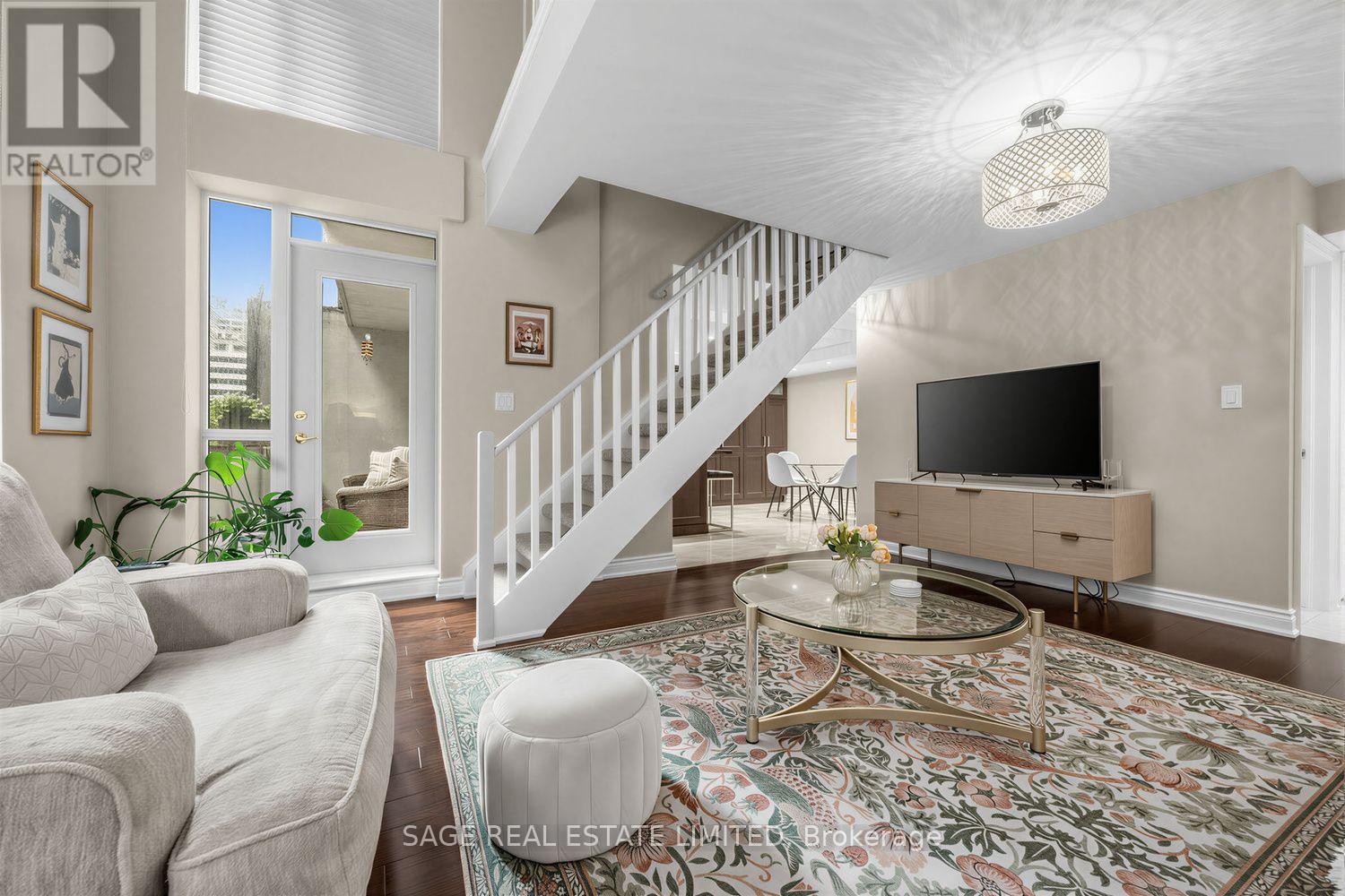 #303 80 CUMBERLAND STREET - 5