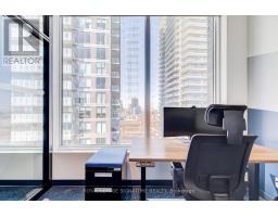 1300 - 130 Queens Quay E, Toronto, ON M5A3Y5 Photo 15