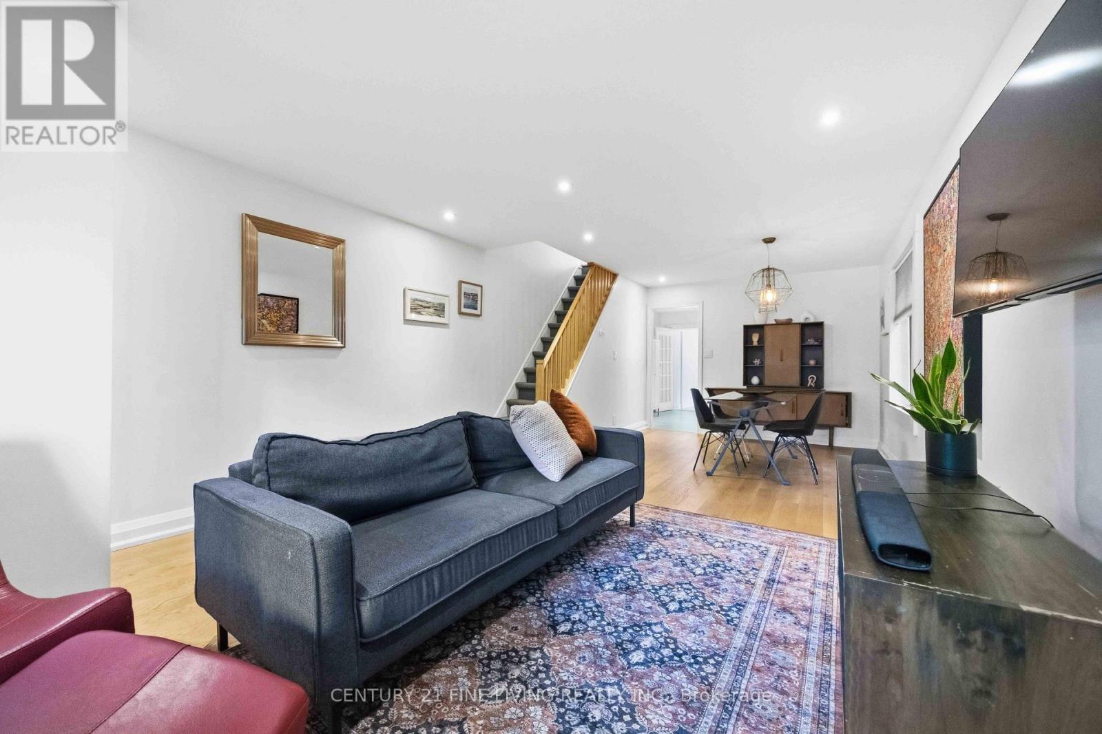 294 GAINSBOROUGH ROAD - 10