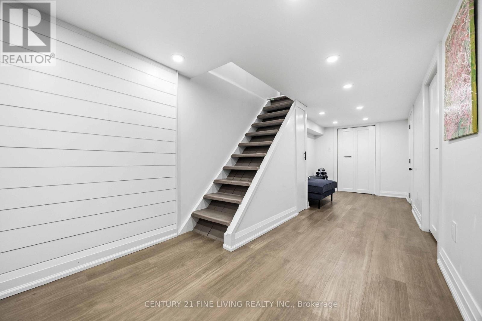 294 GAINSBOROUGH ROAD - Image 32