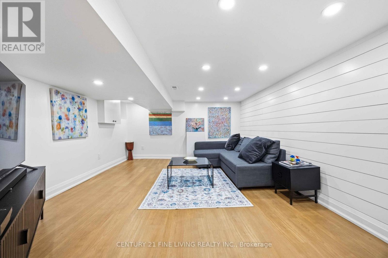 294 GAINSBOROUGH ROAD - 35
