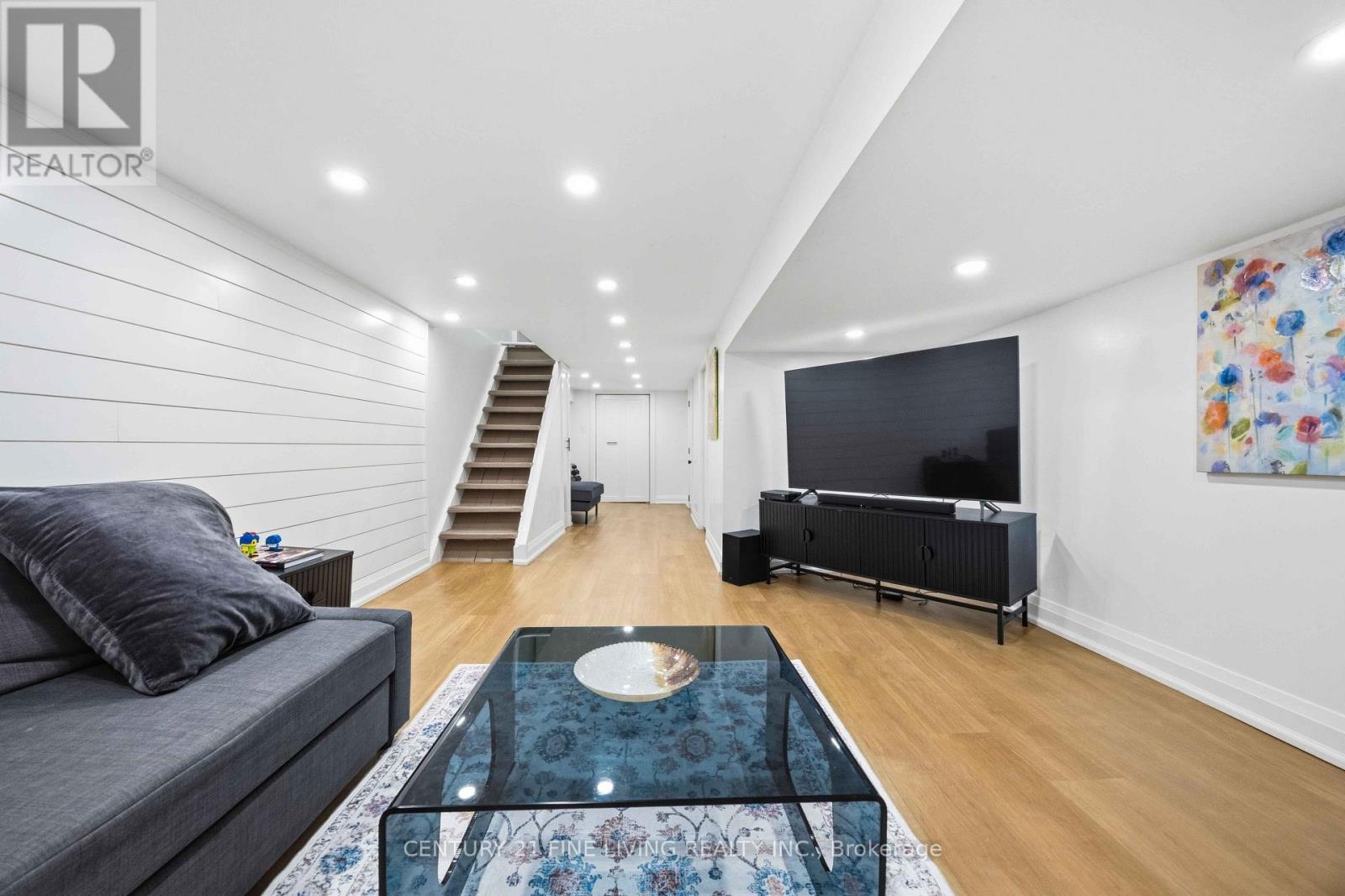 294 GAINSBOROUGH ROAD - Image 36