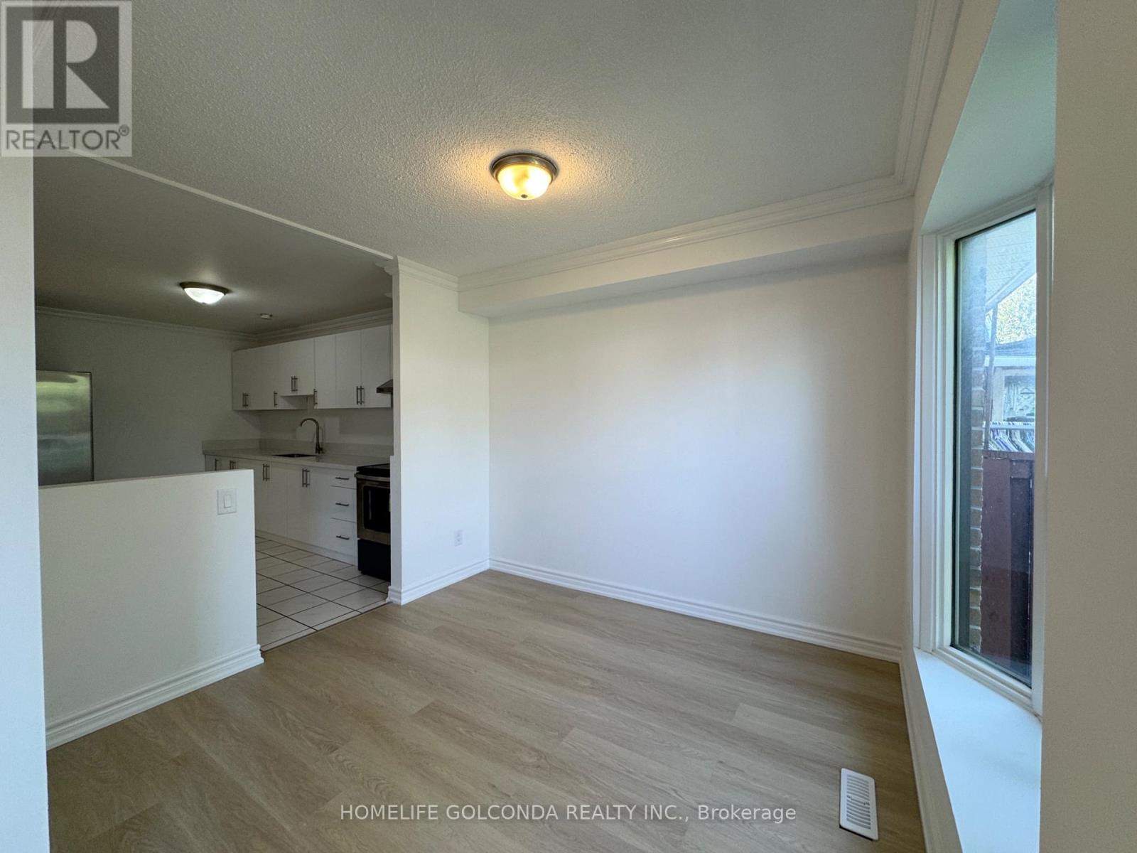 12 GRENBECK DRIVE - 7
