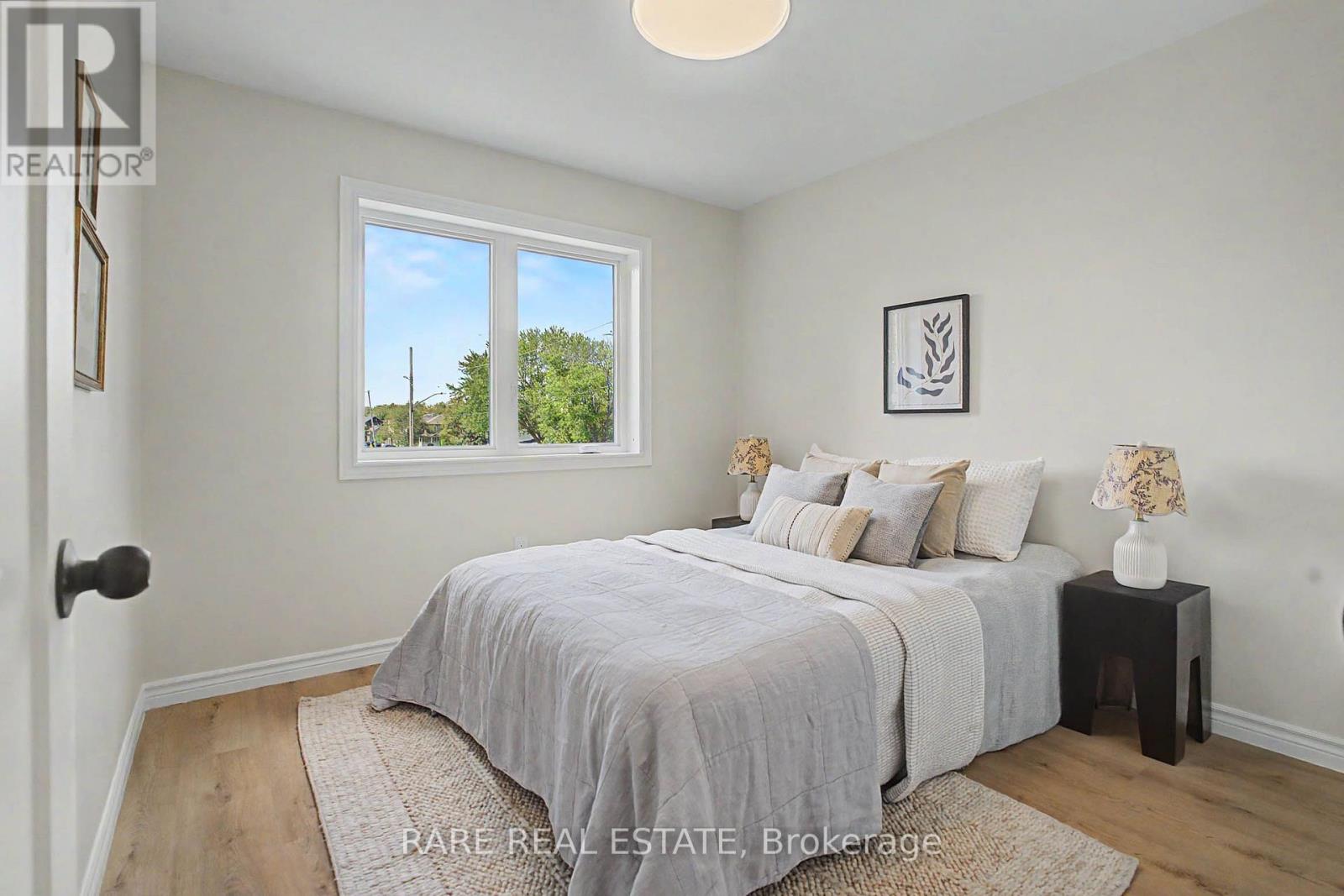 521 HICKORY STREET N - Image 17