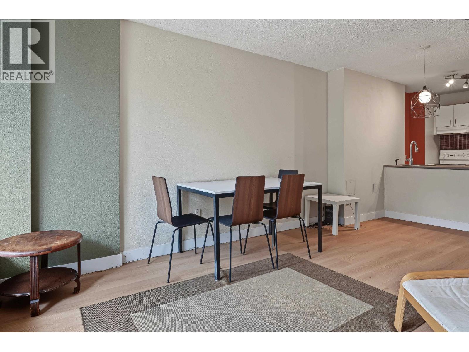 206 950 DRAKE STREET, Vancouver — photo 5