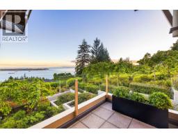 101 2535 Garden Court, West Vancouver, BC V7S0A1 Photo 24
