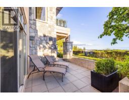 101 2535 Garden Court, West Vancouver, BC V7S0A1 Photo 35