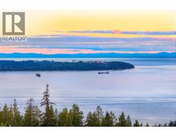 101 2535 Garden Court, West Vancouver, BC V7S0A1 Photo 39
