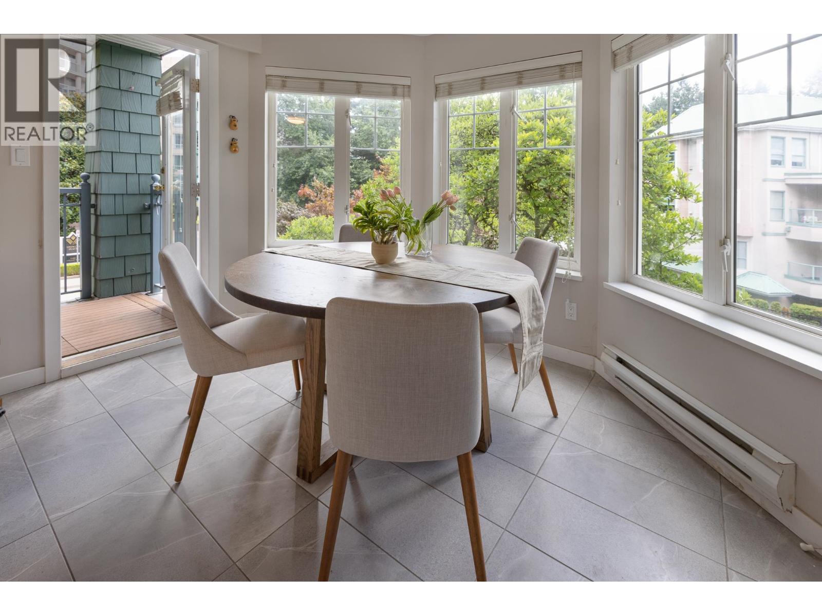 213 3085 PRIMROSE LANE, Coquitlam