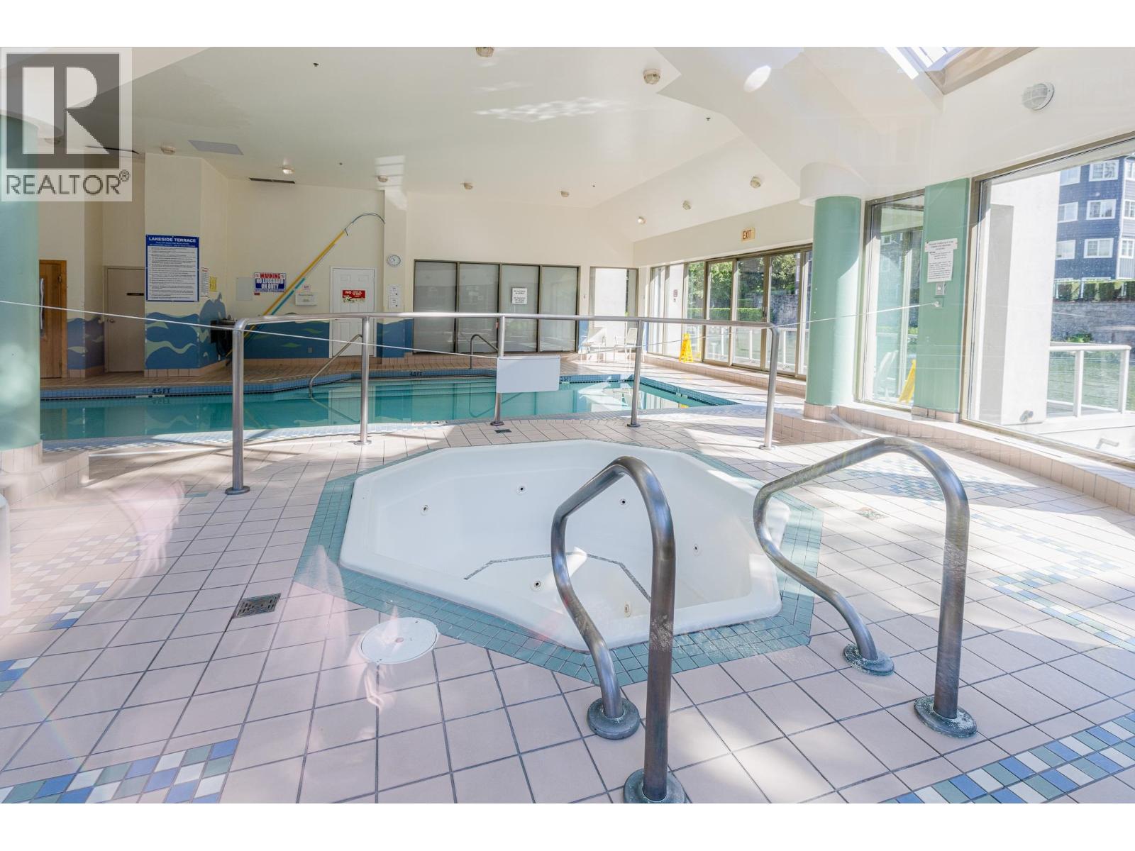213 3085 PRIMROSE LANE, Coquitlam