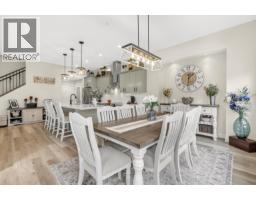 10468 Robertson Street, Maple Ridge, BC V2W0H8 Photo 16
