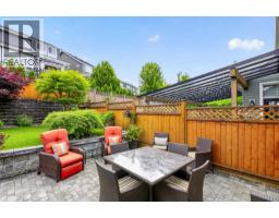 10468 Robertson Street, Maple Ridge, BC V2W0H8 Photo 34