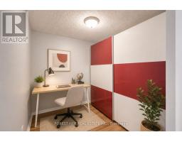 709 - 17 Michael Power Place, Toronto, ON M9A5G5 Photo 11
