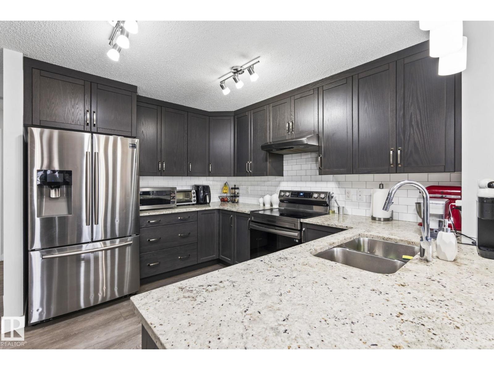 1711 27 ST NW - 11