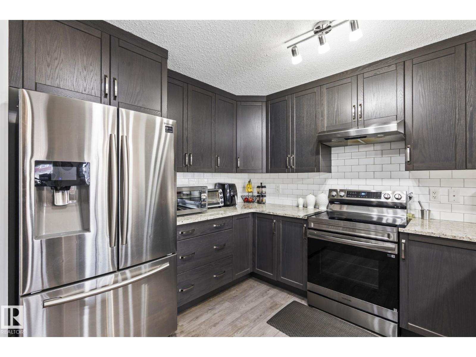 1711 27 ST NW - 12