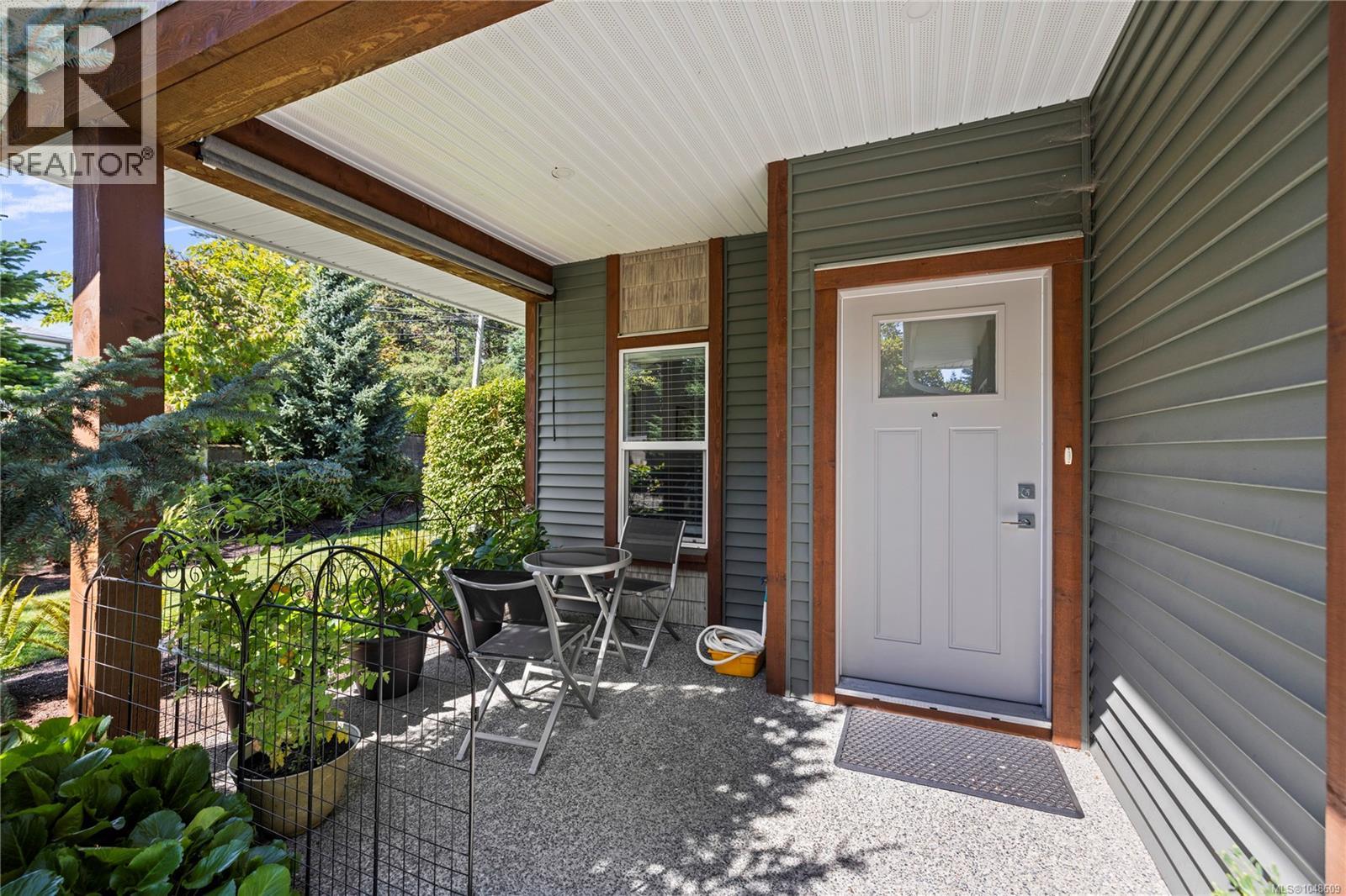 4100 Emerald Woods Pl, Nanaimo